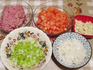 Tomato beef sauce