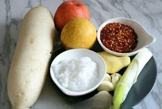Sweet and Crispy Spicy Radish