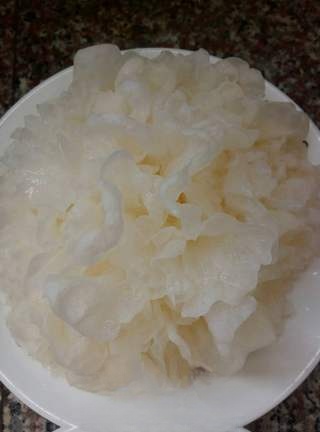 Exclusive Horse Hoof Red Date and White Fungus Soup
