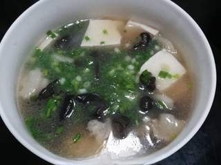 Exclusive Pork Slice, Tofu, and Wood Ear Soup