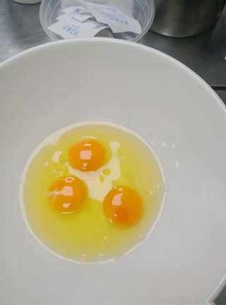 Tomato, Egg, and Spinach Soup — Kaixin Corn Exclusive