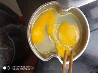 Steamed Eggs with Soybeans