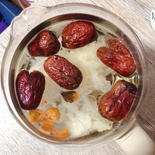 White Fungus, Red Date, and Longan Soup