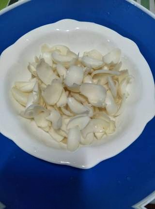 Exclusive White Fungus, Snow Pear, and Lily Soup