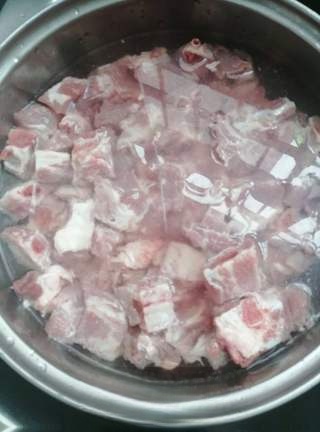 Tea Tree Mushroom and Pork Rib Soup