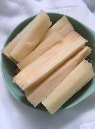 Sugarcane and Pear Soup