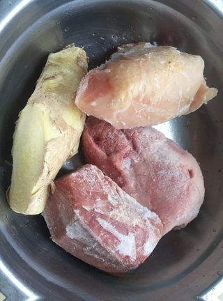 Exclusive Fish Maw, Pig Stomach, and Chinese Yam Soup