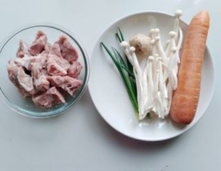 Exclusive Seafood Mushroom, Carrot, and Pork Rib Soup