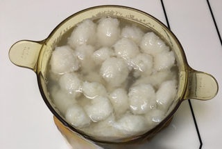 Fish Ball and Seaweed Soup