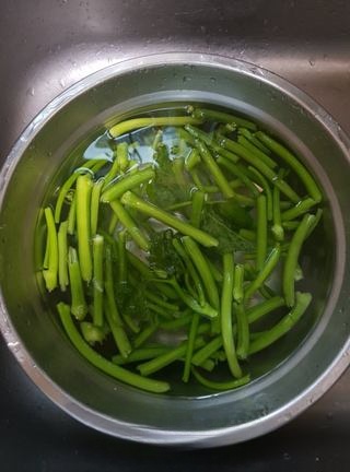Melon Seedling Clear Soup