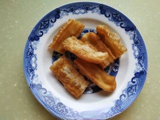 Fried Dough Sticks and Loofah Soup