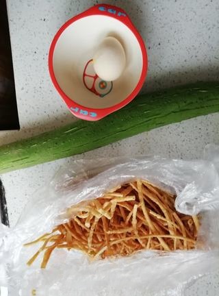 Sesame Oil Crispy Noodles and Loofah Soup Exclusive