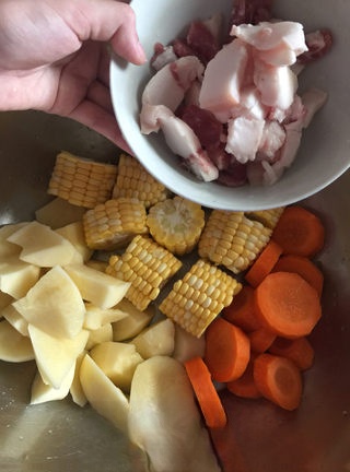 Corn and Pork Soup