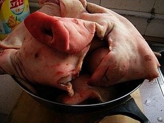 Cured pig head meat, salted meat, air-dried meat