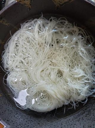 Rice noodle soup