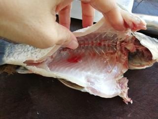 Shredded Radish and Crucian Carp Soup