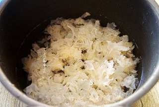First Release of Rock Sugar White Fungus and Snow Pear Soup