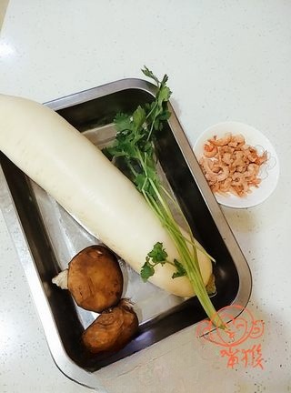 Exclusive Dried Shrimp and Shredded Radish Soup