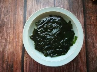 Exclusive Carrot, Kelp Sprout, and Tofu Soup