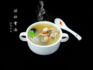 Exclusive Longan and Lotus Seed Pork Bone Soup