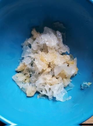 Exclusive Brown Sugar Stewed Red Dates with White Fungus