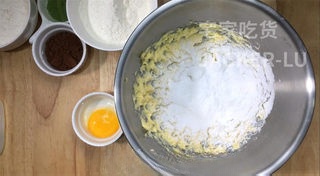 Brown sugar butter cookies, super crispy and fragrant, easy to make, a perfect companion for afternoon tea.