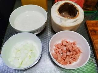 Coconut Shell Steamed Rice