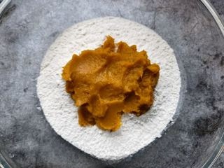 Exclusive Pumpkin Milk Red Date Nest