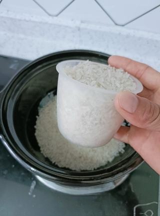 Chinese Sausage Claypot Rice (Home Version) First Release
