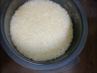 Stir-fried Glutinous Rice with Shiitake Mushrooms and Chicken