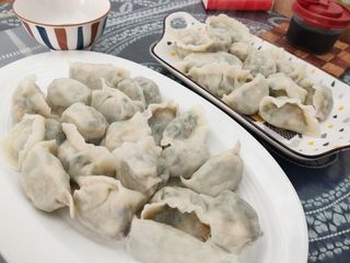 Exclusive Ice Flower Fried Dumplings