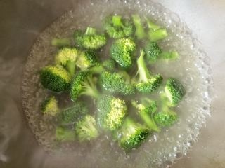 Exclusive Broccoli and Baby Cabbage Salad with Tofu Skin