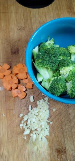 Garlic Shrimp with Broccoli Exclusive