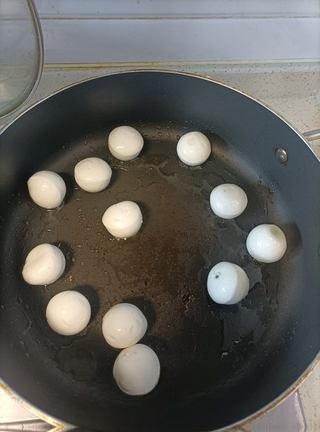 Exclusive Pan-Fried Glutinous Rice Balls