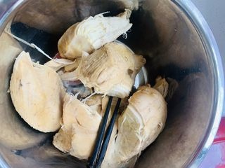Weight-loss shredded chicken breast