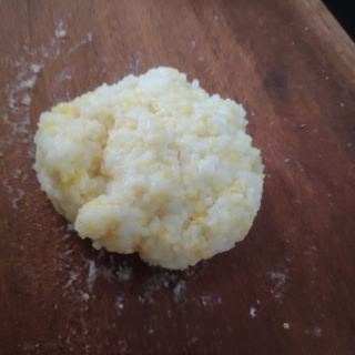 Homemade Pineapple Pizza