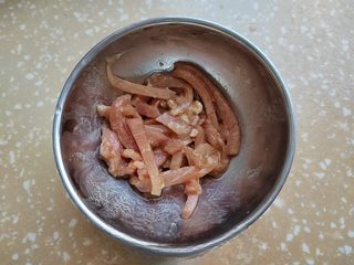 Exclusive Stir-Fried Rice Cakes with Carrots, Cabbage, and Shredded Meat