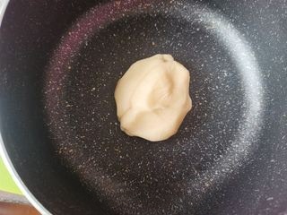 Crispy Cream Puff First Release