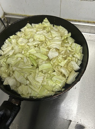 Cabbage Salad with Fried Egg