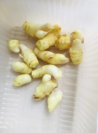Schizonepeta mixed with young ginger exclusive