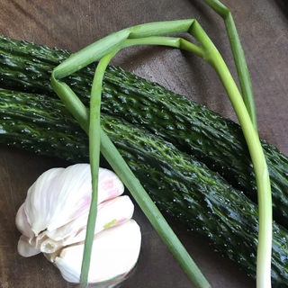 Exclusive Cucumber with Wood Ear Mushrooms in Hot Oil