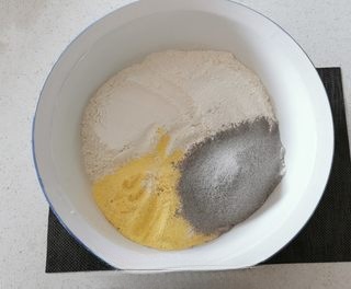 Three-Combined Noodle Date Steamed Bun