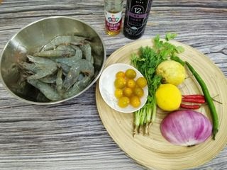 A must-eat fat-burning and slimming food in summer, sour and spicy lemon prawns with a strong fruity aroma