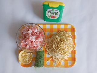 Minced Meat Sauce Noodles