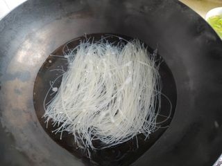 Stir-fried Rice Noodles with Green Beans and Eggs - Exclusive