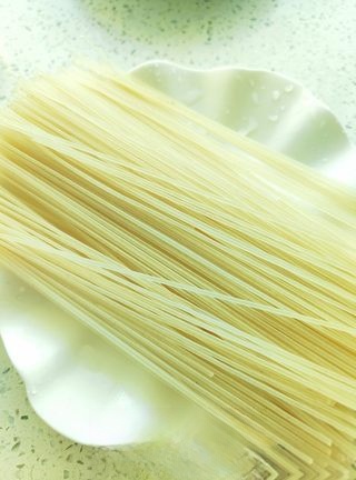 Cook rice noodles