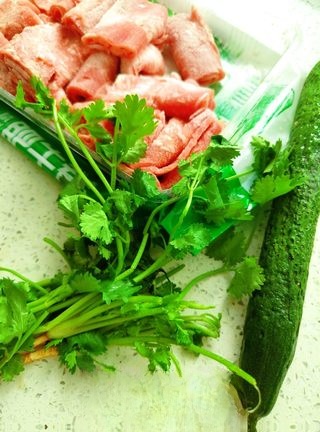 Cold Tossed Fatty Beef Rolls