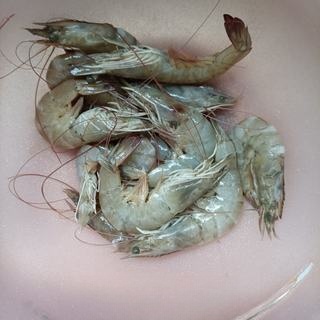Exclusive Drenched Sauce Prawns