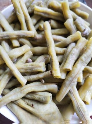 Enoki Mushrooms with Cold Dressed Long Beans Exclusive
