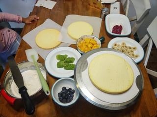 Three-layer fruit cream cake